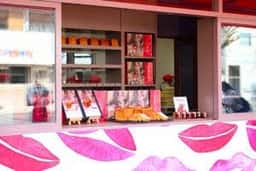 高級食パン専門店 くちびるが止まらない