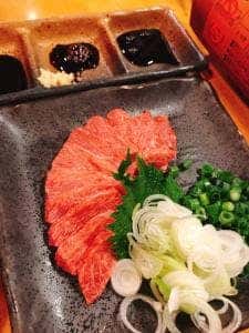 もつ焼き 肉刺し 彩