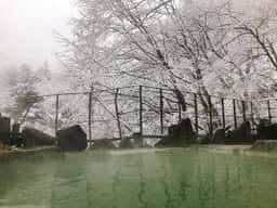 大出館