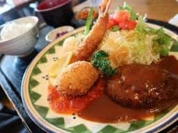 洋食の店 いただき 金閣寺