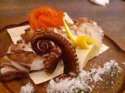 炉端焼き じんべえ