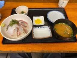 博多魚がし 西側食堂街店