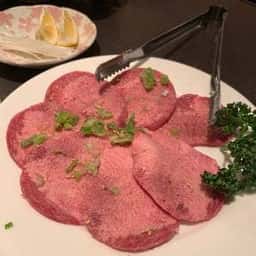 炭火焼肉 ヴィクトリー