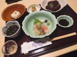 水上庭園と京懐石・焼肉・鍋料理 一心