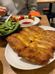 黒豚ぎょうざ酒場 米吉