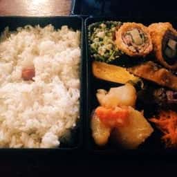 カフェ・グリル・バー 太陽