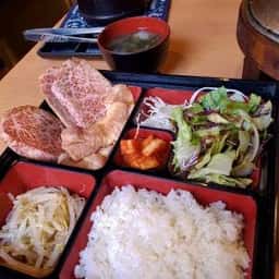 和牛ホルモン・炭火焼肉 びやんど
