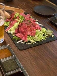 肉処 くろべこや