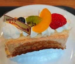 Mafche Dessert UN PETIT PEU パルティフジ衣山店