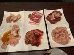 ホルモン食堂やま長