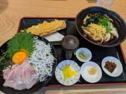 情熱うどん 荒木伝次郎 橿原店