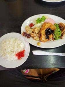 ひらお食堂