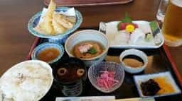 レストランとどろき