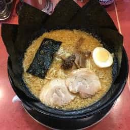 ニンニクげんこつラーメン花月・土呂店