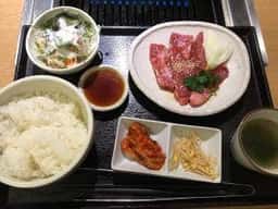 焼肉 ISSA 柏店