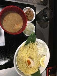 おいでやす通りにやってきた 宮田麺児