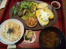 穀菜カフェ ソラフネ