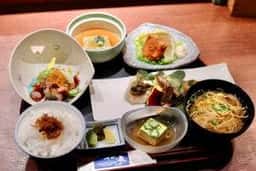 和食処 稲繁 本店
