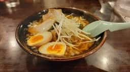 横浜家系ラーメン 吟家 蘇我店