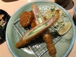かさねとんかつ かつ銀 富士青島店