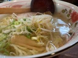 烏骨鶏ラーメン 龍