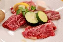 焼肉 百寧