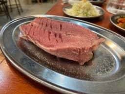 焼肉・ホルモン 名嘉真