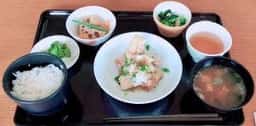 山久ロカーレ