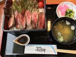 新潟ふるさと村 バザール館