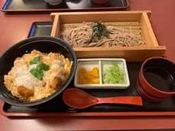 やじろべえ 半田店