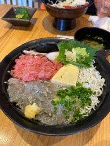 しらす丼と海鮮の店 次郎丸