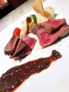 神戸牛 石釜焼ステーキ 吉らら