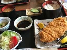 まるきちお食事処