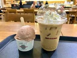 caffe LAT.25° 成田空港第3ターミナル2F店