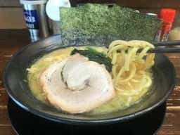 横浜家系ラーメン王子家