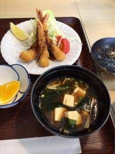 一作