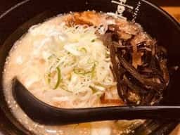 とんこつらぁ麺 嘉晴