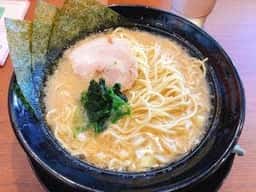 横浜家系ラーメン 鶴乃家 広島緑井店
