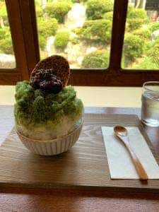 Cafe Country Road