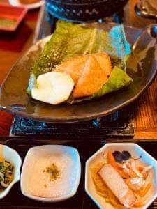 千明仁泉亭 個室食事処