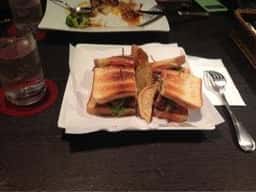 Dining Bar SALVACION サルバシオン