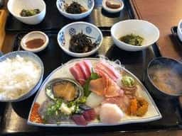 うな健