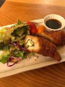 飯山駅前よってかし おんと
