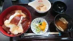 味の津々美