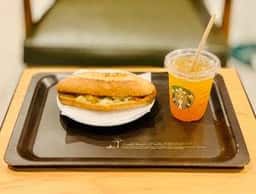 スターバックス コーヒー 函館五稜郭駅前店