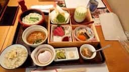 歌行燈 立川店