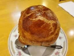 氷見牛ステーキ＆ワイン レストラン トロイカ