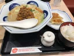 リンガーハット 福岡諸岡店