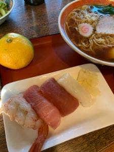 新とみ