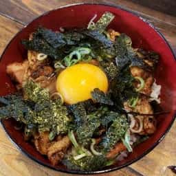 炭焼き地鶏 あぶり家